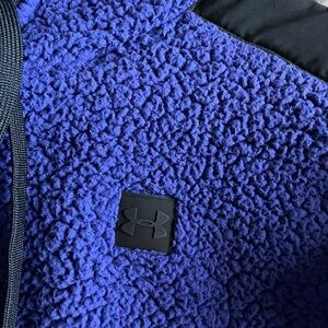 Women’s UA Sherpa hoodie